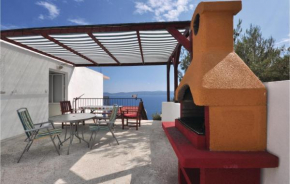 Lovely Apartment In Pisak With House Sea View